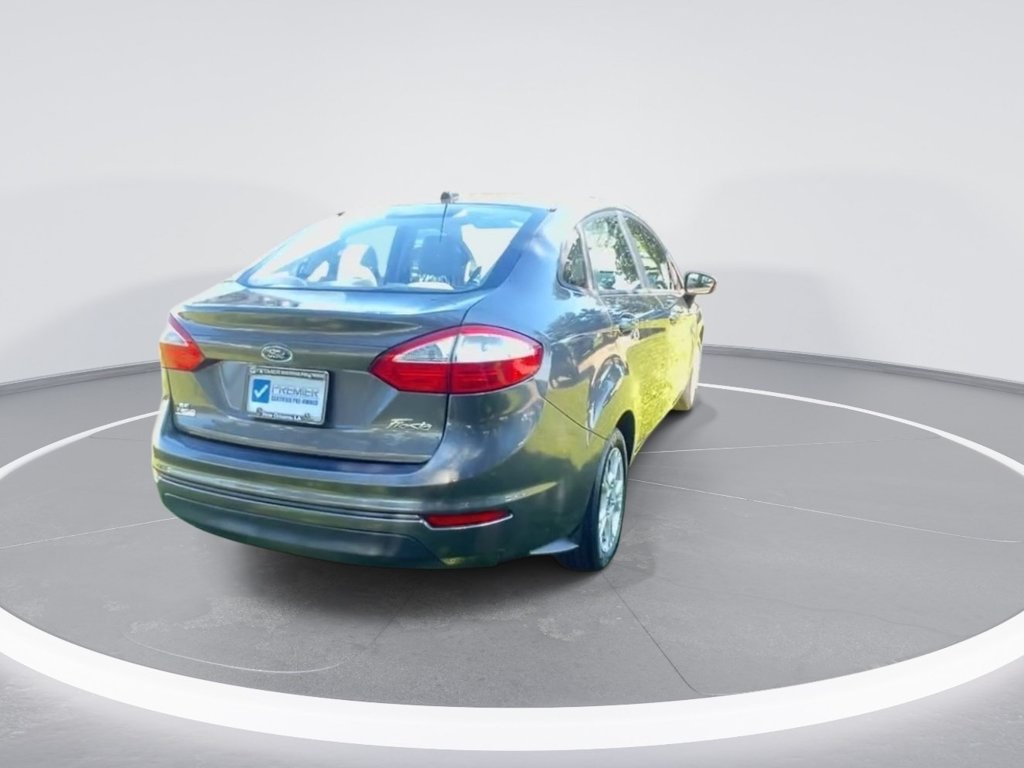 Used 2016 Ford Fiesta SE FWD image 8