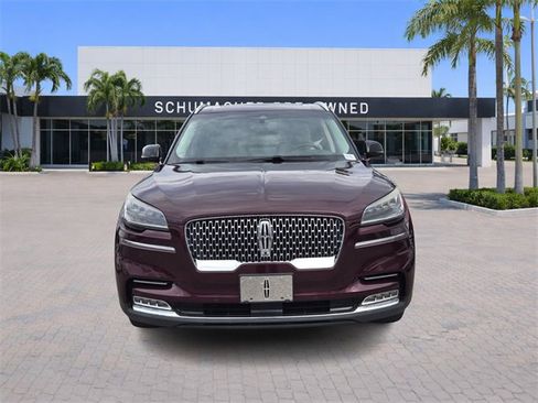 Used 2020 Lincoln Aviator Reserve w/ Equipment Group 201A image 2
