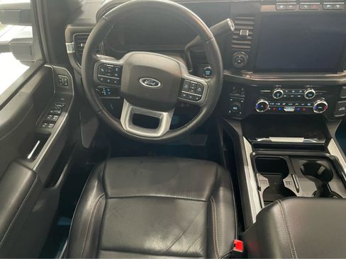 Used 2023 Ford F250 Lariat w/ Lariat Ultimate Package AWD/4WD image 9