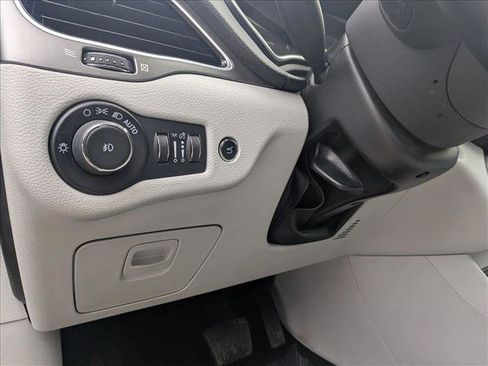 Used 2021 Jeep Cherokee Limited w/ Elite Package image 16