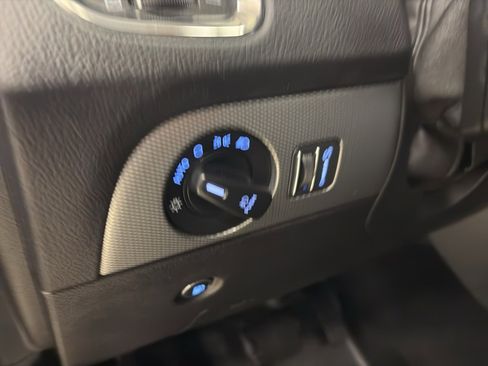 Used 2019 Dodge Durango R/T w/ Technology Group image 21