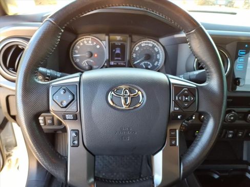 Used 2019 Toyota Tacoma TRD Off-Road image 28