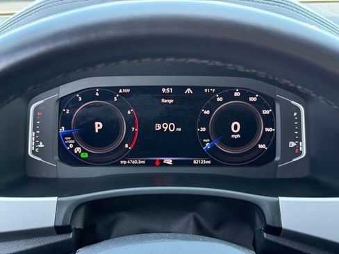 Used 2022 Volkswagen Atlas SEL R-Line image 36