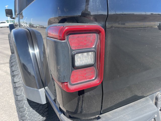 Used 2020 Jeep Gladiator Rubicon AWD/4WD image 11