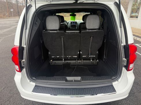 Certified 2020 Dodge Grand Caravan GT image 10