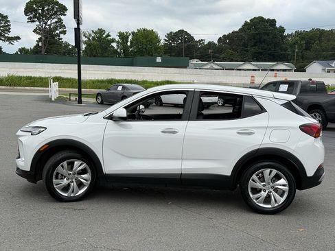 Used 2024 Buick Encore GX Preferred FWD image 4