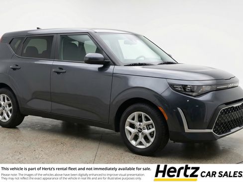 Used 2025 Kia Soul LX w/ LX Technology Package FWD image 1