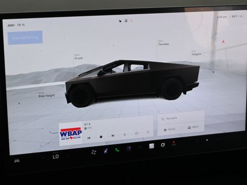 Used 2025 Tesla Cybertruck AWD Crew Cab image 26
