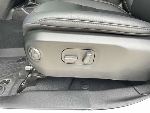 New 2025 Jeep Gladiator Sport w/ Premium Package image 27