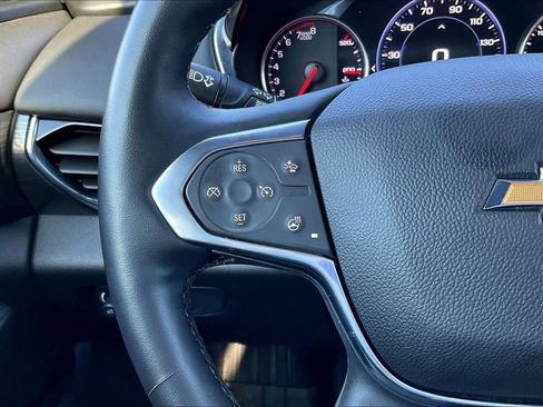 Used 2023 Chevrolet Traverse High Country image 24