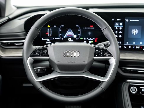 New 2025 Audi Q5 Premium Plus image 13