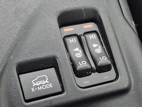 Used 2020 Subaru Crosstrek 2.0i Limited w/ Moonroof Package w/Navigation image 27