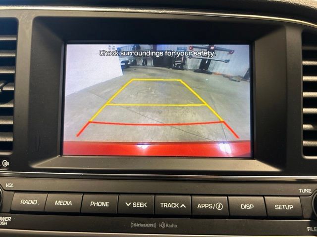 Used 2017 Hyundai Elantra SE FWD image 28