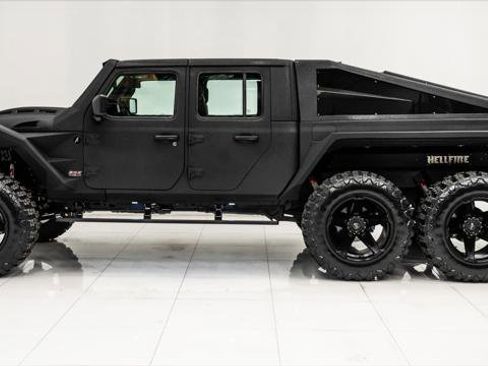 Used 2026 Jeep Gladiator Sport image 11