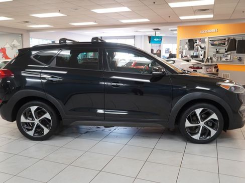 Used 2016 Hyundai Tucson Limited w/ Option Group 03 AWD/4WD image 14