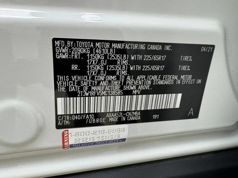 Used 2021 Toyota RAV4 XLE FWD image 31