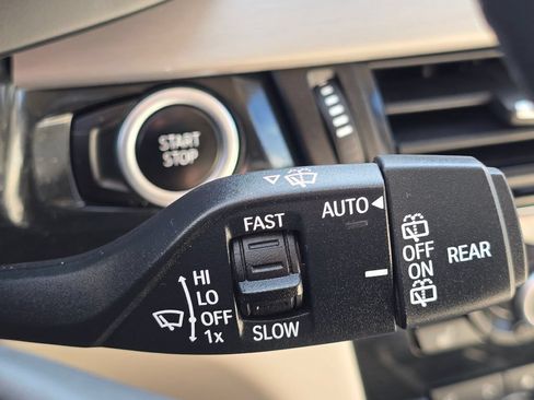 Used 2016 BMW X5 xDrive40e AWD/4WD image 31
