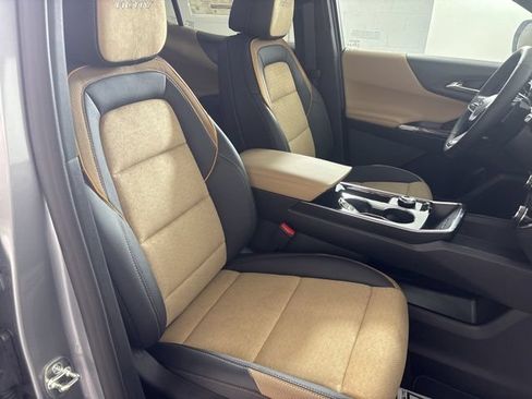 New 2026 Chevrolet Equinox ACTIV w/ Convenience Package III FWD image 27