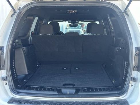 Used 2023 Dodge Durango SXT RWD image 30