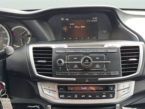 Used 2015 Honda Accord LX image 21