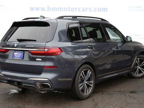 Used 2022 BMW X7 M50i w/ Dynamic Handling Package image 3