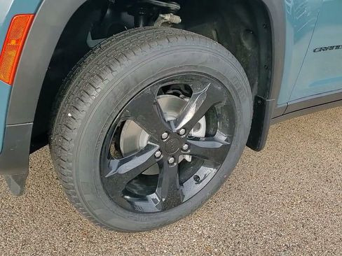 New 2026 Jeep Grand Cherokee Limited image 16