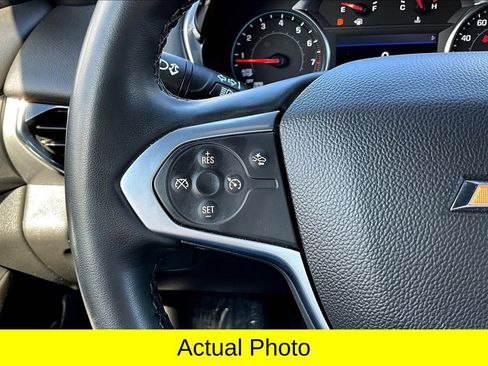 Used 2023 Chevrolet Traverse LT image 20