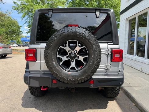 Used 2018 Jeep Wrangler Unlimited Rubicon AWD/4WD image 6