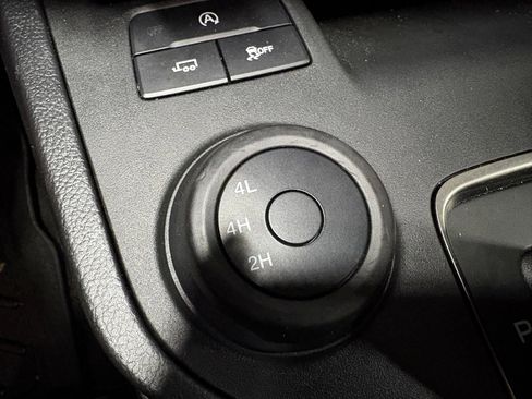 Used 2019 Ford Ranger XL w/ Equipment Group 101A Mid image 17