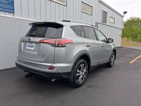 Used 2017 Toyota RAV4 LE w/ All Weather Liner Package AWD/4WD image 10
