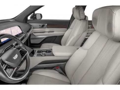 New 2026 Cadillac Vistiq Luxury w/ LPO, Floor Liner Package image 11