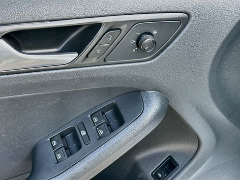 Used 2017 Volkswagen Jetta S FWD image 15