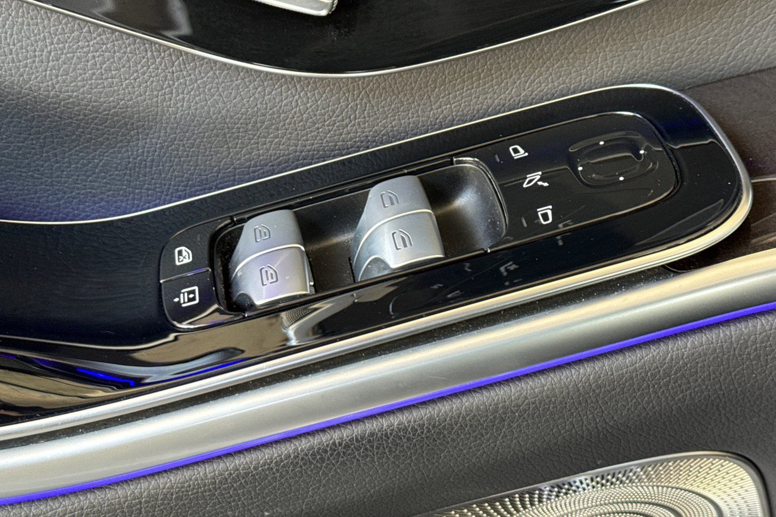 Used 2022 Mercedes-Benz S 500 4MATIC image 12