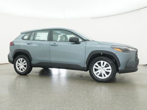 New 2026 Toyota Corolla Cross L image 25