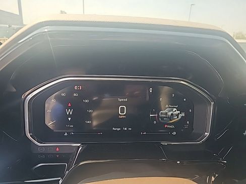 New 2026 GMC Sierra 3500 SLT w/ SLT Convenience Package AWD/4WD image 24