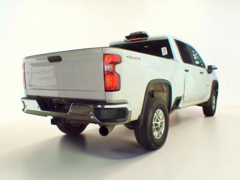 Used 2024 Chevrolet Silverado 2500 W/T w/ WT Fleet Convenience Package AWD/4WD image 5