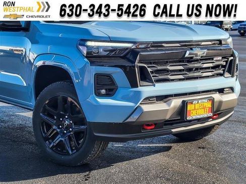New 2025 Chevrolet Colorado Z71 w/ Technology Package image 2