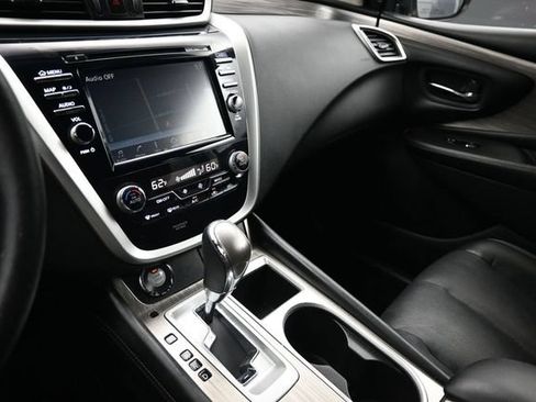 Used 2018 Nissan Murano SL w/ Moonroof Package FWD image 8