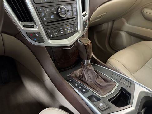 Used 2011 Cadillac SRX Luxury image 14