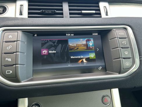 Used 2017 Land Rover Range Rover Evoque SE image 29