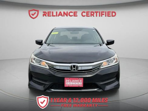 Used 2017 Honda Accord LX image 9