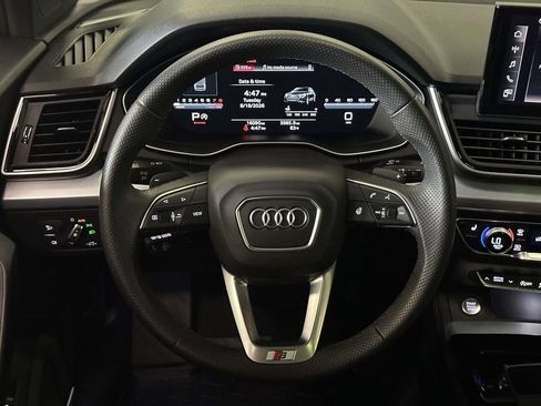 Used 2024 Audi Q5 2.0T Premium Plus w/ Premium Plus Package AWD/4WD image 16