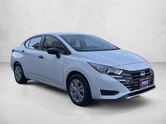 Used 2023 Nissan Versa S video 3