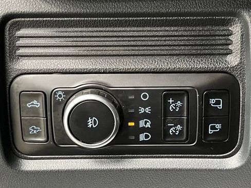 Used 2025 Ford F350 Lariat w/ Black Appearance Package AWD/4WD image 29