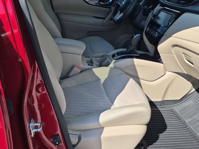 Used 2019 Nissan Rogue SV w/ Premium Package FWD image 21