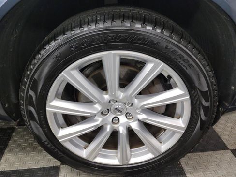 Used 2018 Volvo XC90 T6 Momentum w/ Convenience Package AWD/4WD image 36