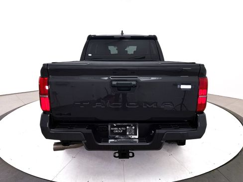 Used 2025 Toyota Tacoma TRD Off-Road AWD/4WD image 16