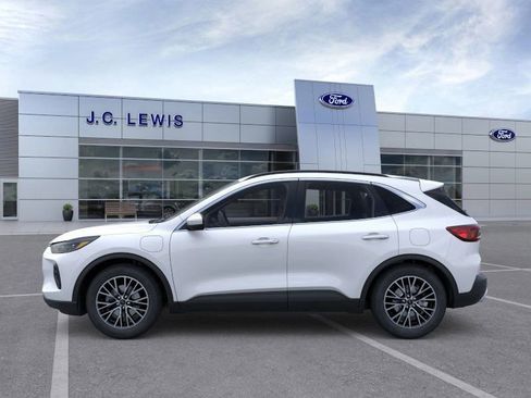 New 2025 Ford Escape SE w/ PHEV Premium Package image 5