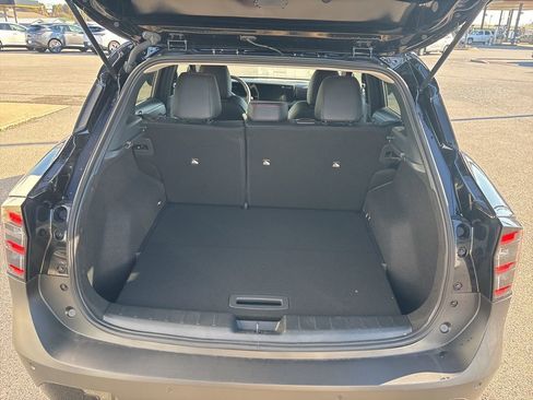 New 2025 Nissan Kicks SR FWD image 12