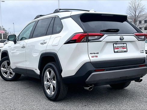 Used 2021 Toyota RAV4 Limited image 11